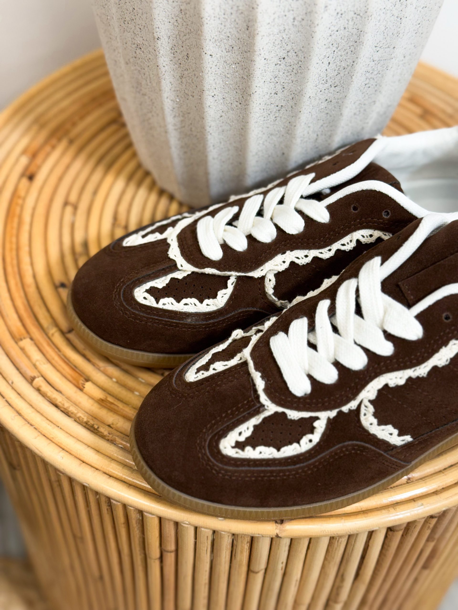 Deportivas coquette marrón