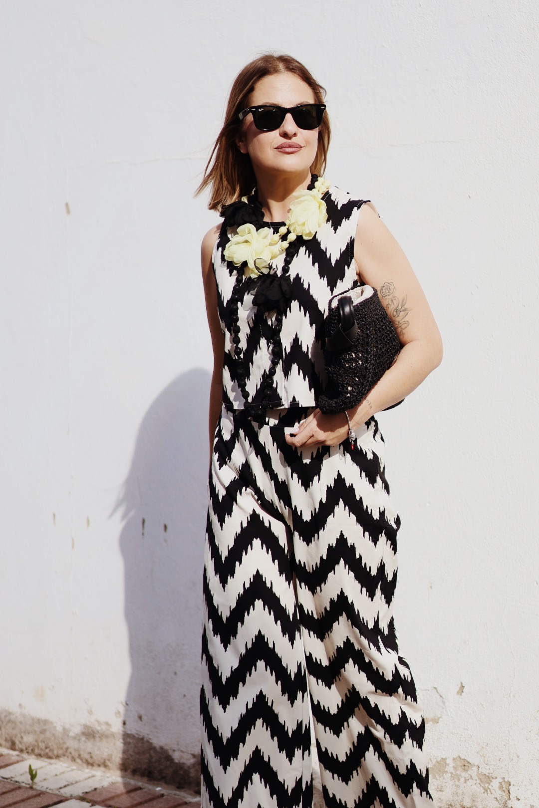 Conjunto APRICOT blanco y negro